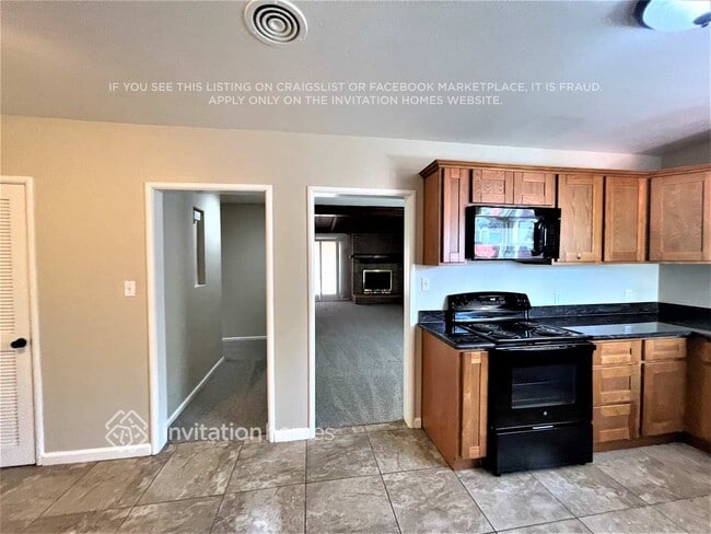 Photo - 215 Roney Ave