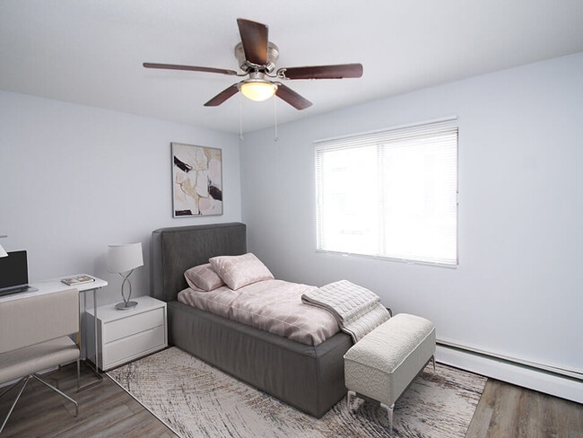 Second Bedroom or Office Space