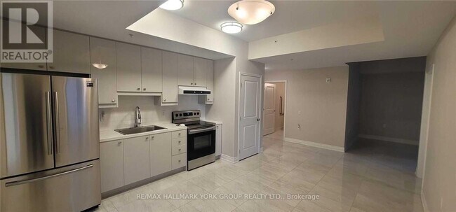 Photo - 32 Wellington St E Unité 108