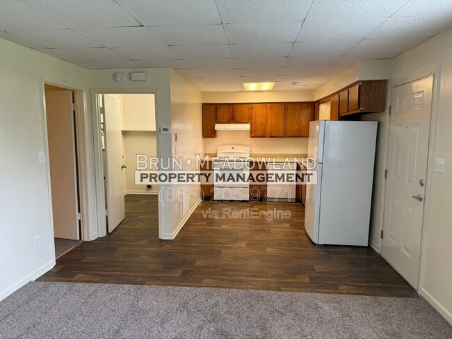 Photo - 1921 Meadowland Ln