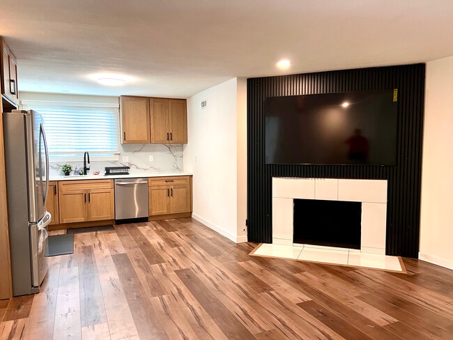 Photo - 6901 Fallbrook Ave