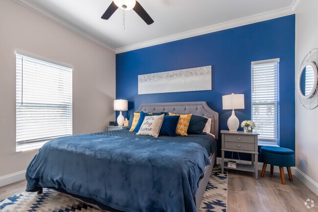 1BR, 1BA - 860SF Bedroom