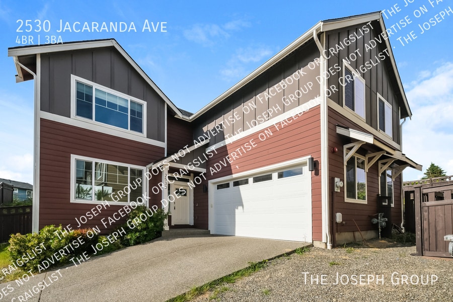 Photo - 2530 Jacaranda Ave