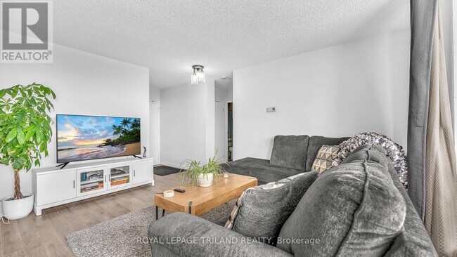 Photo - 1105 Jalna Blvd Unit 1010
