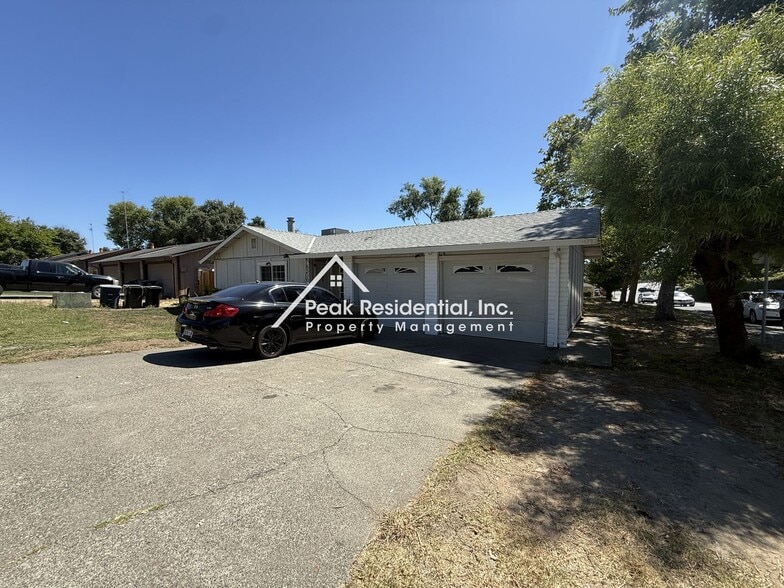 6328 Bonham Cir