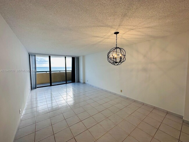 Photo - 2555 Collins Ave Unit 1407