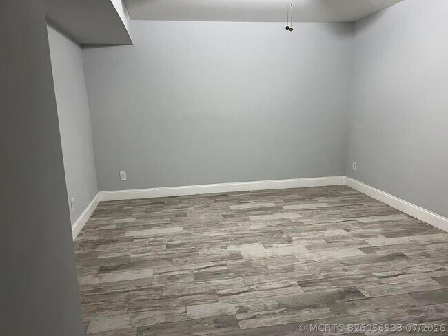 Photo - 817 S L St