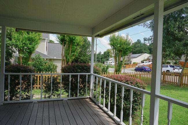 Photo - 111 Palmetto Dr