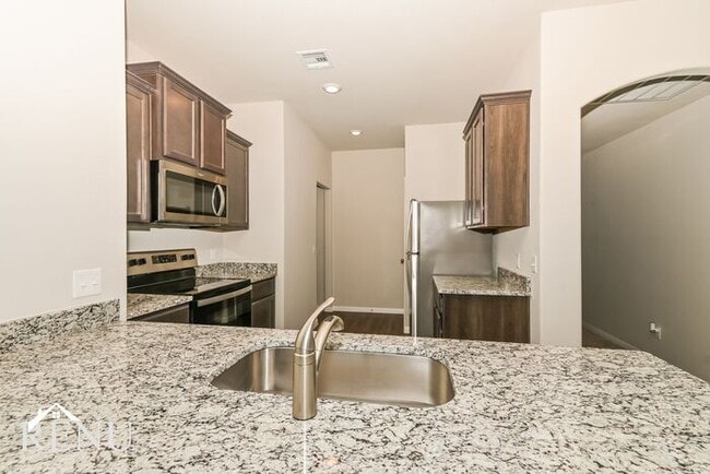 1705 Burgundy Dr