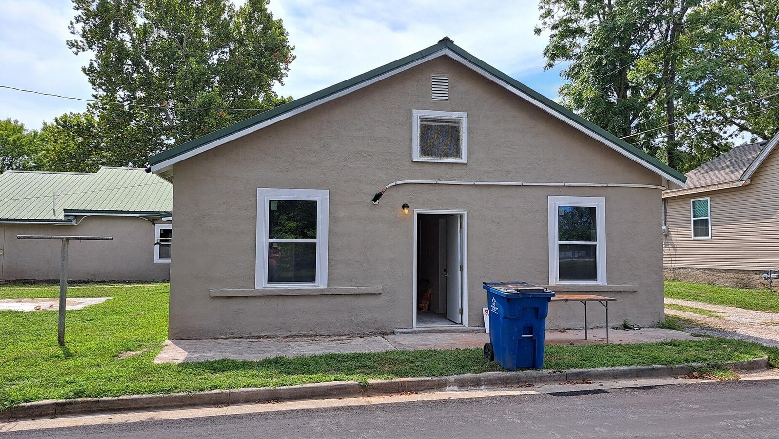 Photo - 1304 Iowa Ave Apartment