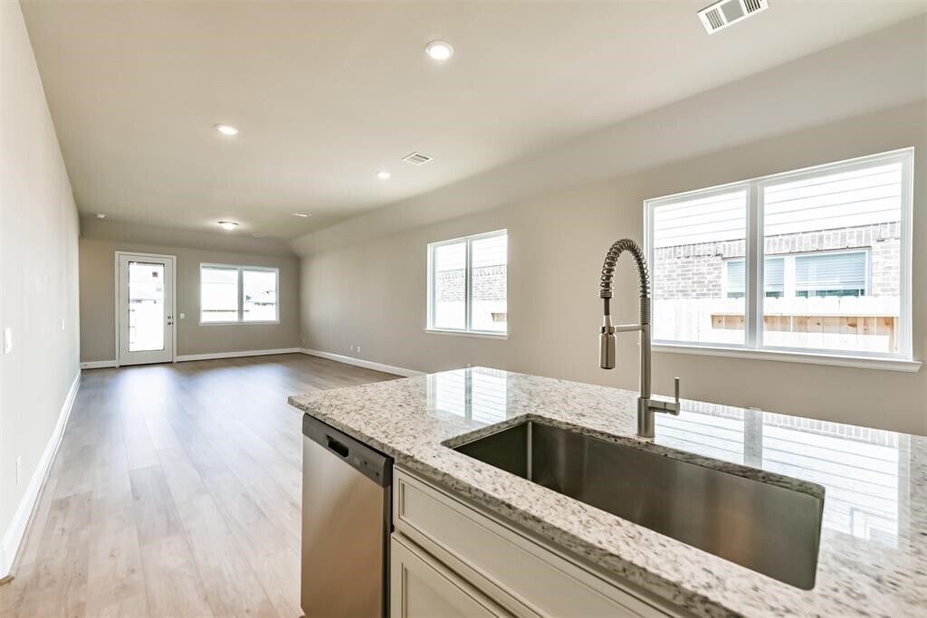 Photo - 745 Lake Lacosta Dr