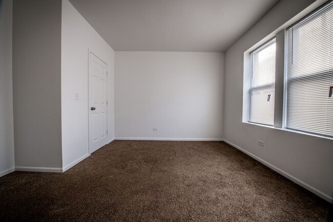 Photo - 1101 N LeClaire Ave Chicago, IL 60651