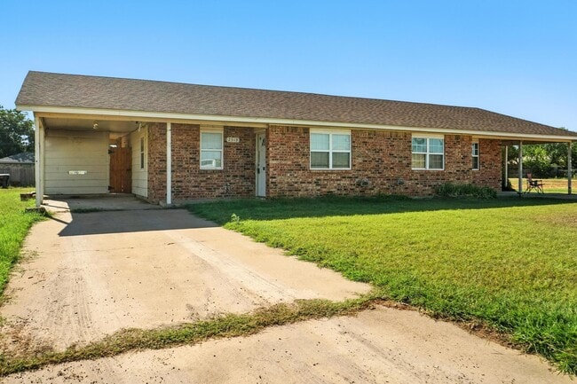 Building Photo - 2319 N Danville Dr Rental