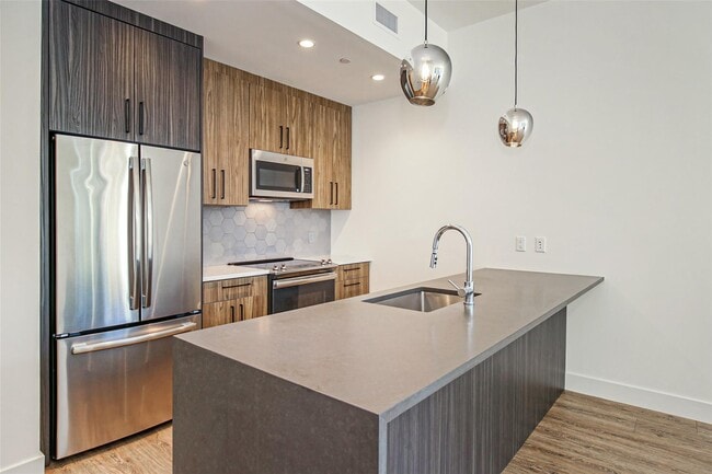 Building Photo - 39 Washington Ave Unit 204 Rental