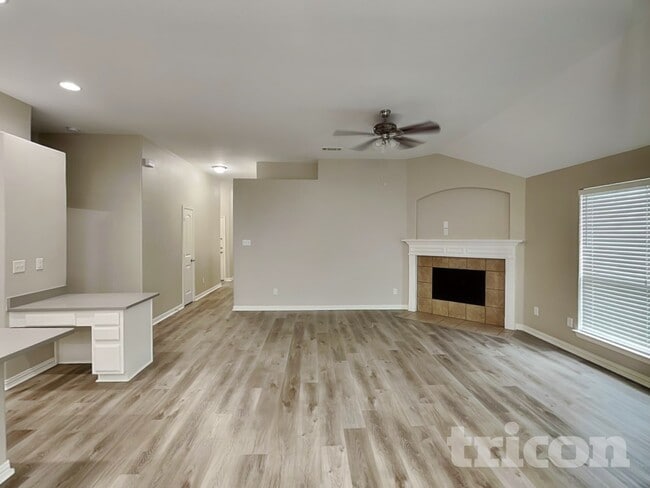 Photo - 205 Old Spanish Trail