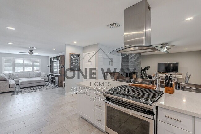 Photo - 1830 N McAllister Ave