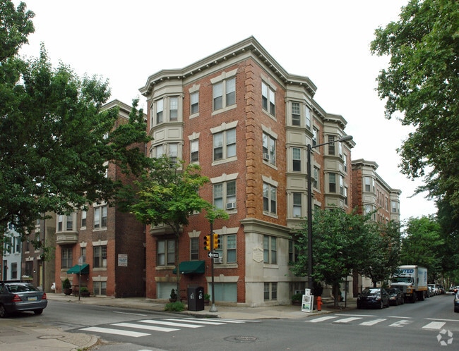 Fitler Commons - Fitler Commons