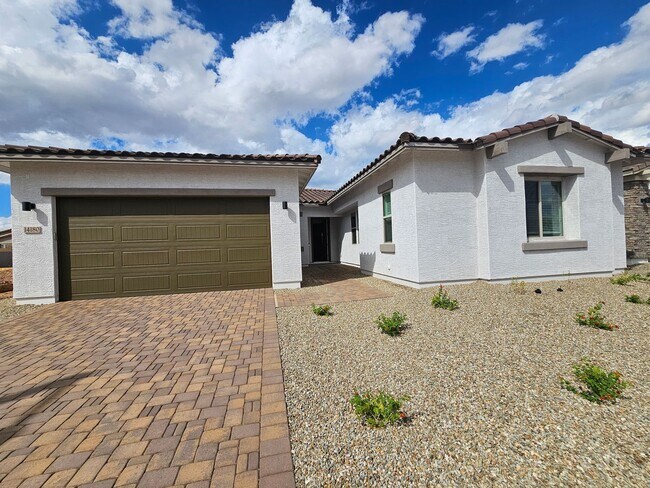 Photo - BEAUTIFUL NEW HOME 5 BEDROOMS 3 BATHS!