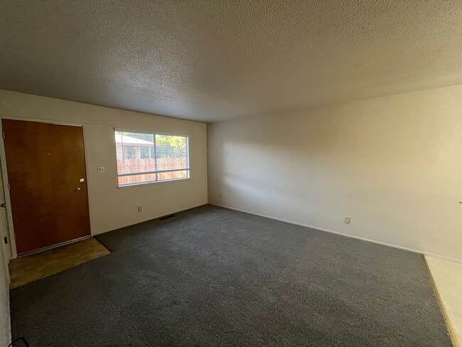 Photo - Anderson 1403-1405 Unit 1403