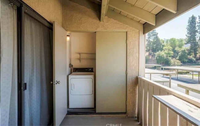 Photo - 6 Country Mile Rd