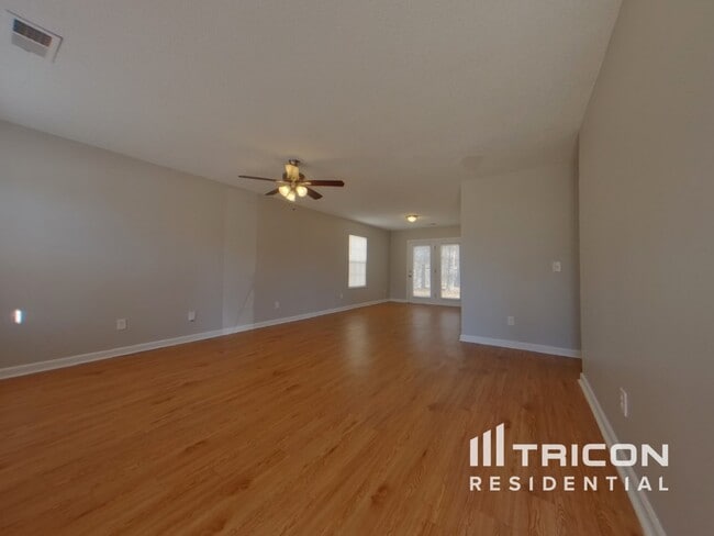 Photo - 1258 Coralbean Way
