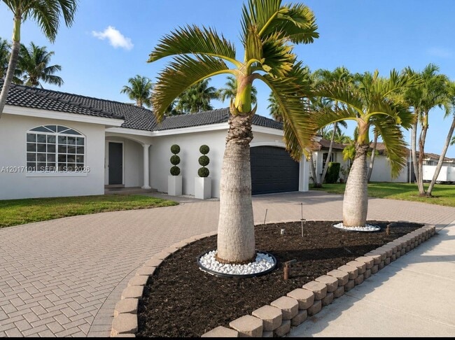 Building Photo - 15425 SW 168th Terrace