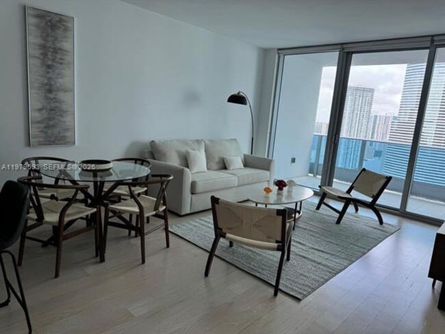 Photo - 200 Biscayne Blvd Way Unit 200 Biscayne Boulevard Way # 3711