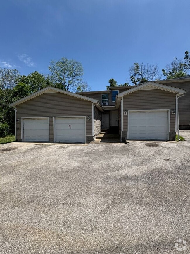 Building Photo - 541 McFadin Station St Unit E Rental