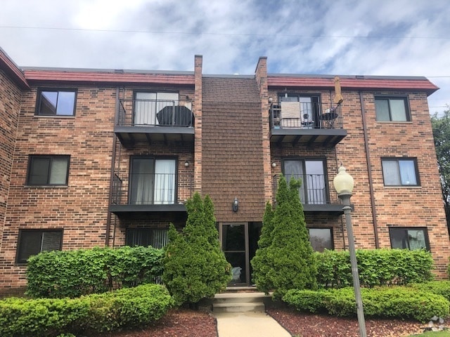 Building Photo - 1761 Algonquin Rd Unit 1A Rental