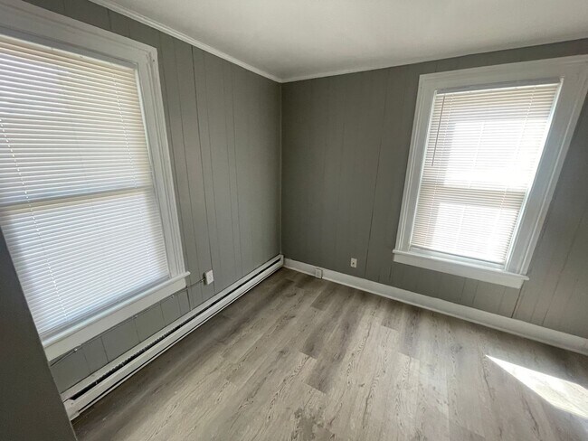 Photo - Single Family 3 Bedroom