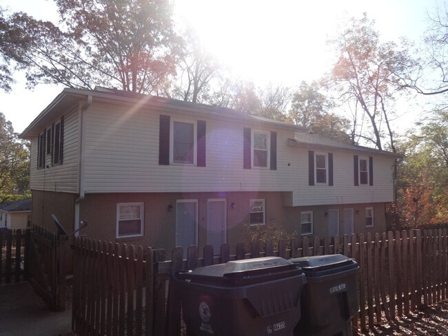 Photo - 10 Averill St Apartment