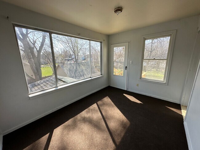 Photo - 227 Orange St Unidad Upper