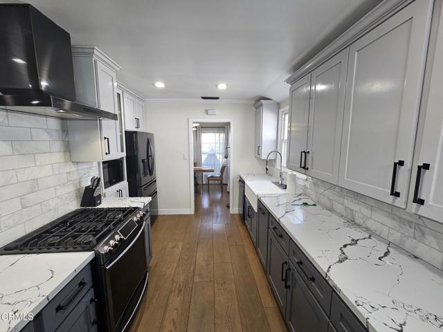 Photo - 1700 N Pass Ave