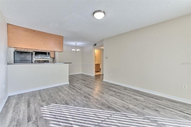 Photo - 308 Lake Parsons Green Unit 106