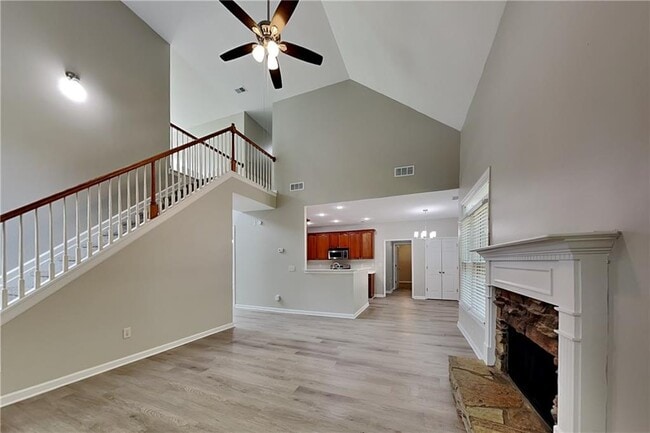 Photo - 423 Evans Mill Dr