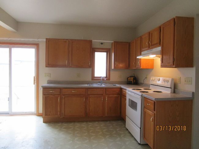 Photo - 107 1/2 4th St Apartamento Unidad Half
