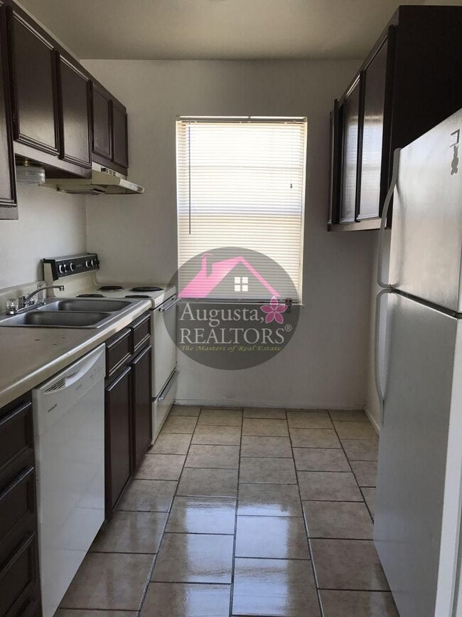 Photo - Very Nice 2 Bedroom Apartment at Mirabella Village Unit C