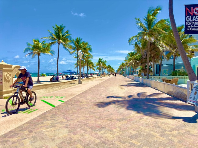 Photo - 322 Oregon St Unidad FL2-ID1034664P