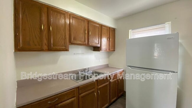 Photo - 1732 Harold Dr