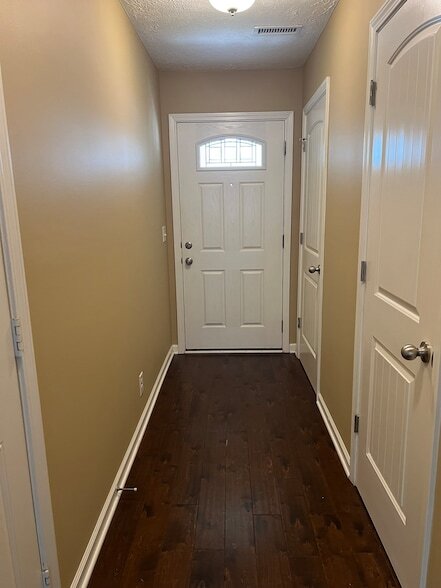 Photo - 904 Azeri Ave