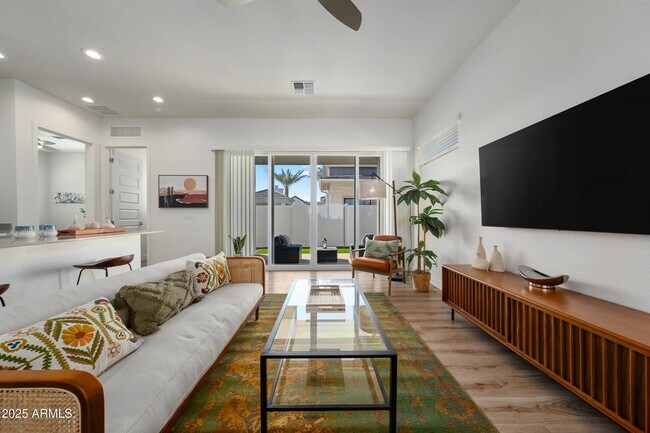 Photo - 15601 W Cactus Rd