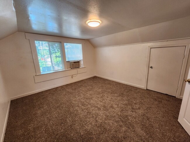 Photo - 3534 20th Ave