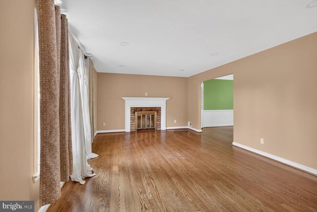 Photo - 3919 Chesterbrook Rd