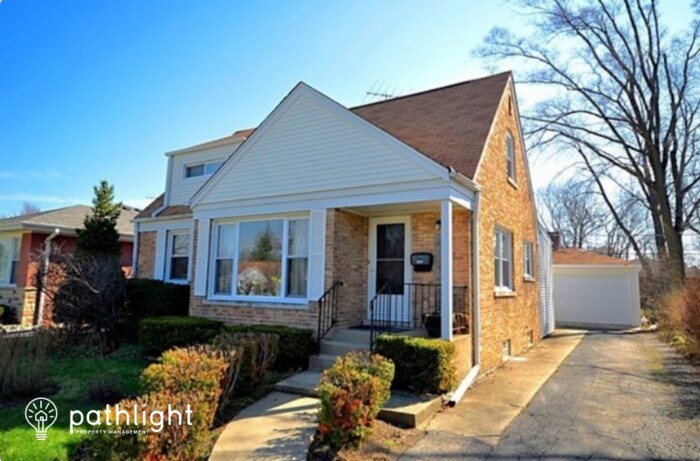 229 Harlem Avenue, Glenview, IL 60025 - 229 Harlem Avenue, Glenview, IL 60025 House