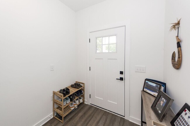 Photo - 4 Bedroom 3 Bath Home in Windsor Hill - North Charleston