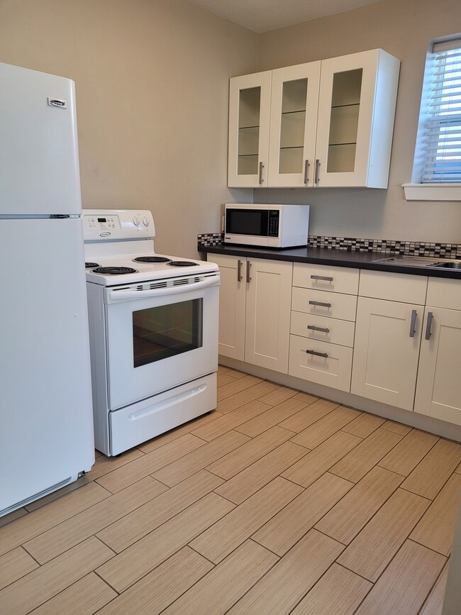 Building Photo - Roost Unit 2