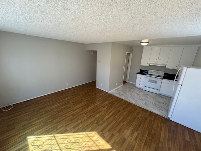 Photo - New Hampshire Luxurious Apts