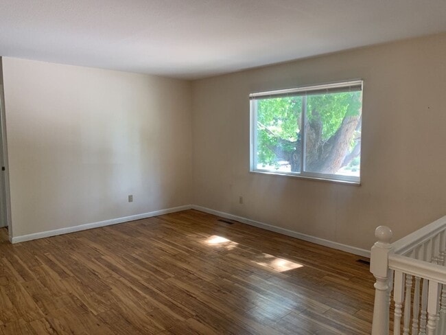 Photo - Mid-Town Single Family Home w/ Spacious Fenced Yard