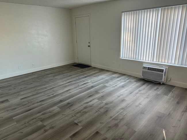 Photo - 8202 Ashgrove Dr Unidad 14