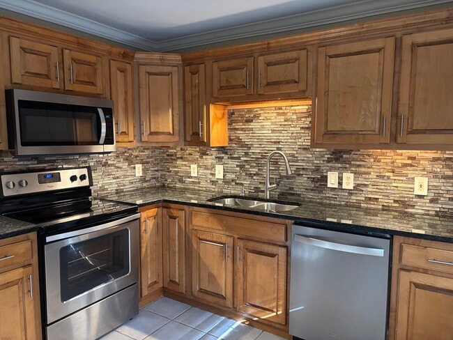 Kitchen - 1315 Moice Dr Unit #2